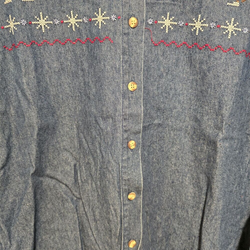 Vintage Casey and Max Denim Shirt Christmas Womens Medium Embroidered Reindeer - Picture 6 of 8